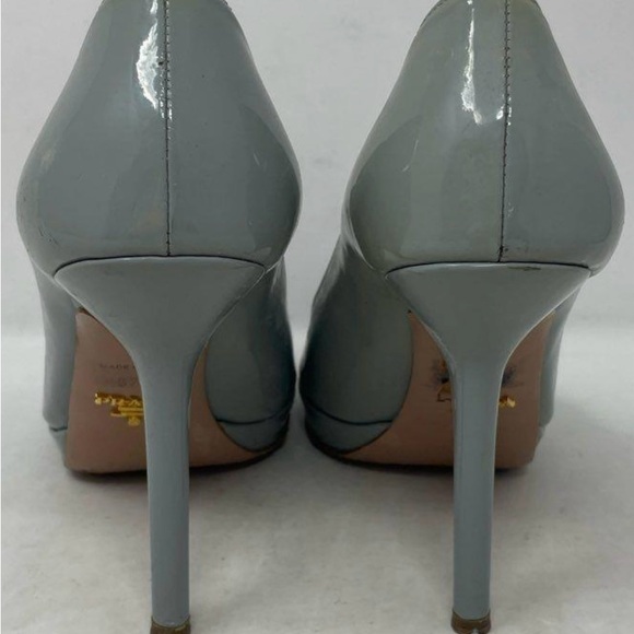 Beautiful Prada high heels - Picture 4 of 6